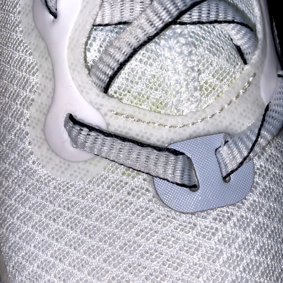 NIKE RENEW RIDE RUNNING SHOE - Picture 3 of 3